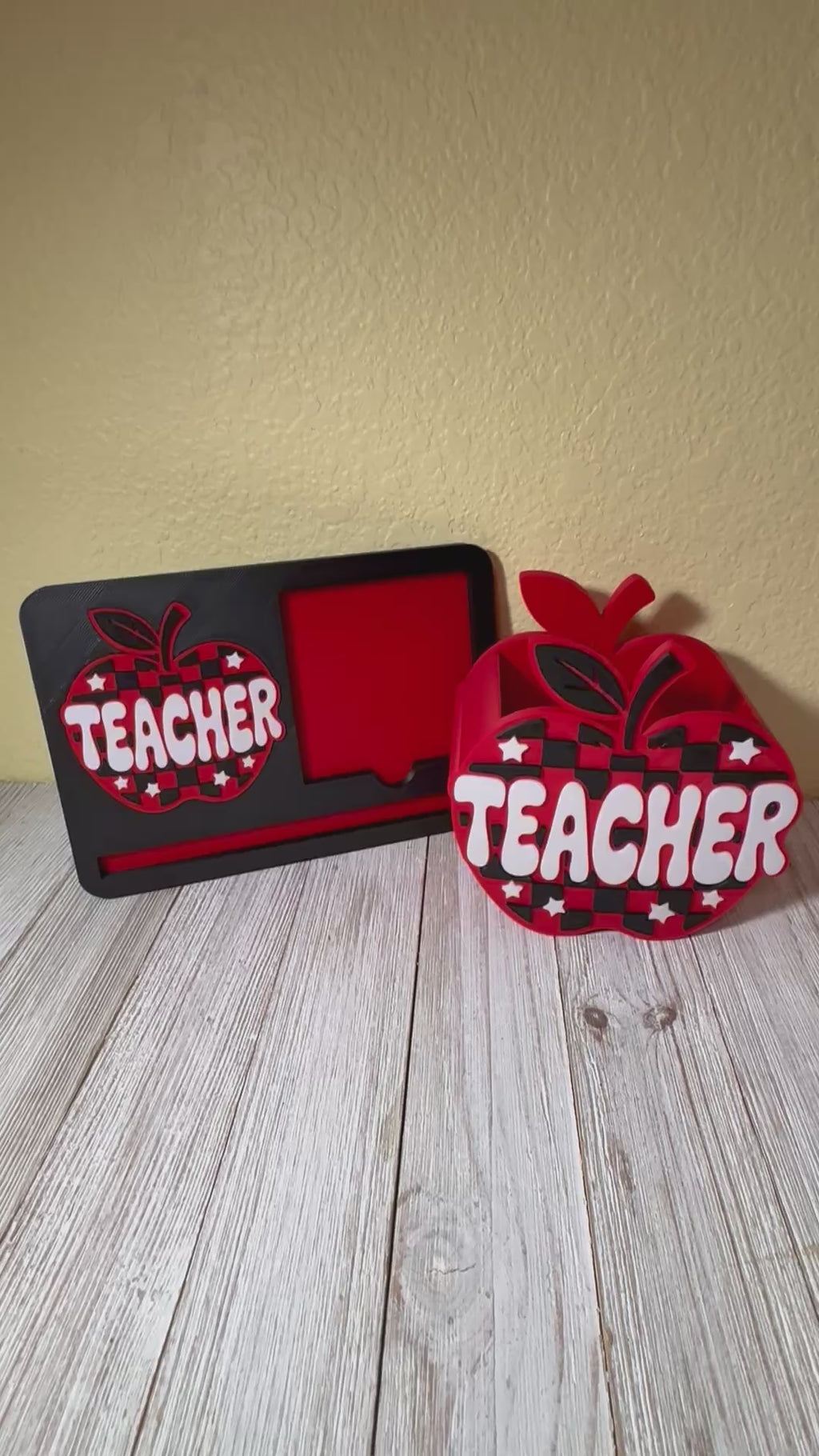 Teacher Apple Design Notepad and Pen/Pencil Hold set